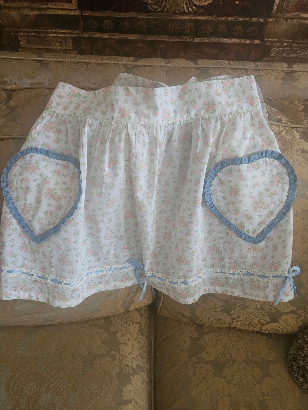NWOT Urban Outfitters White Apron with Pink and Green Floral Print